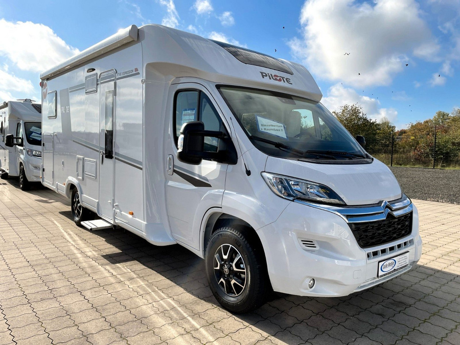 Pilote  P 746 GJ Expression *HAUSMESSE 13.+14.09.2025*