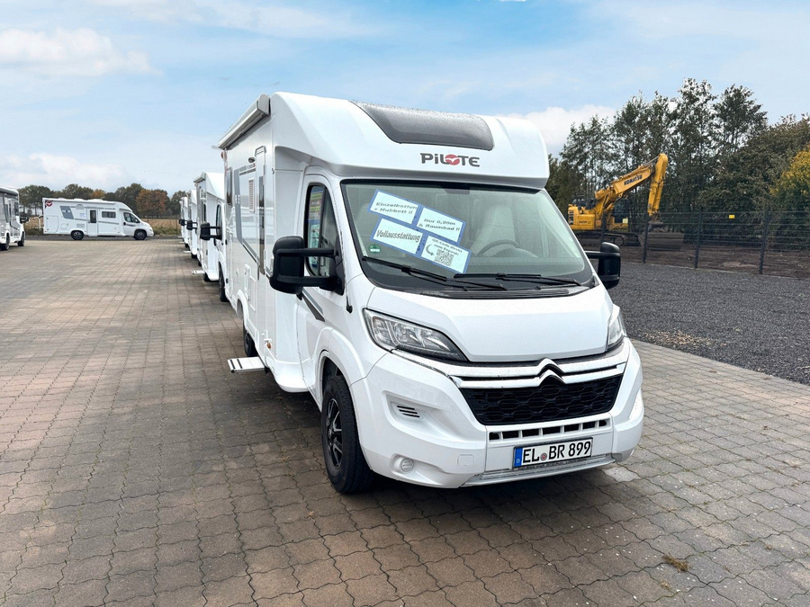 Pilote  P 696 GJ *HAUSMESSE AM 21+22.03.2026*